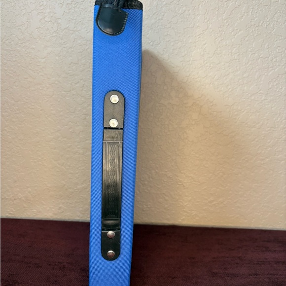 Black and Blue Hardcover Zippered Sketchbook Binder - Picture 8 of 12